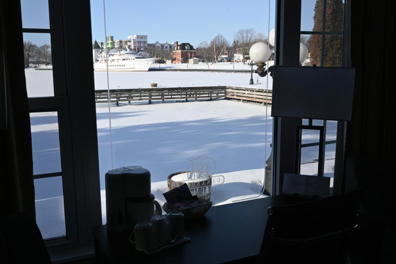 The Gananoque Inn Exterior photo